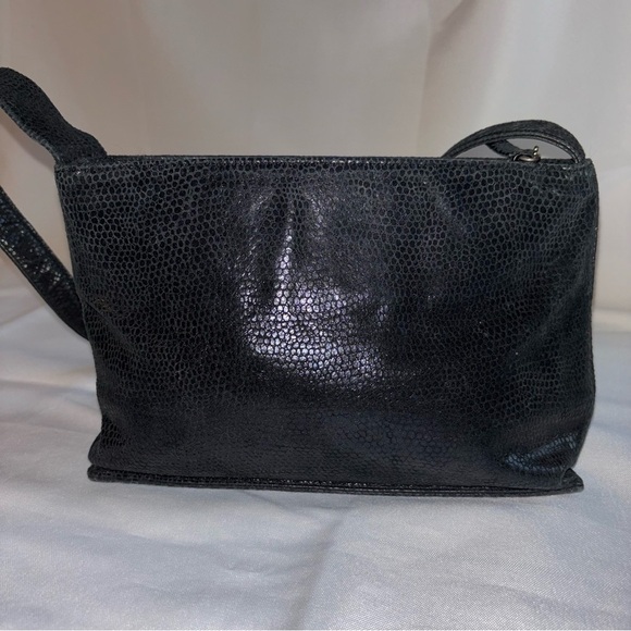 Kenneth Cole Reaction Black Faux Snakeskin Shoulder Bag - Picture 4 of 13